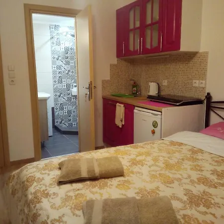 Comfortable Inexpensive Apartmets Near Metro *
