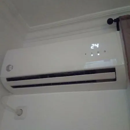 Appartement Comfortable Inexpensive Apartmets Near Metro